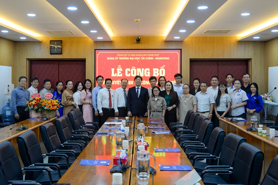 Đảng ủy UFM công bố các quyết định cấp ủy sau sắp xếp