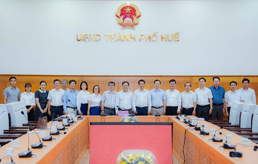 UBND Thành phố Huế làm việc với UFM về định hướng hợp tác