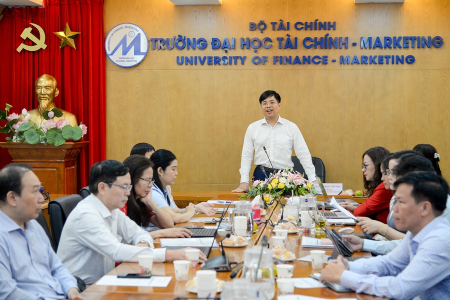 Hội thảo “Đào tạo lĩnh vực pháp luật: yêu cầu đặt ra từ Nghị quyết số 66-NQ/TW của Bộ Chính trị”