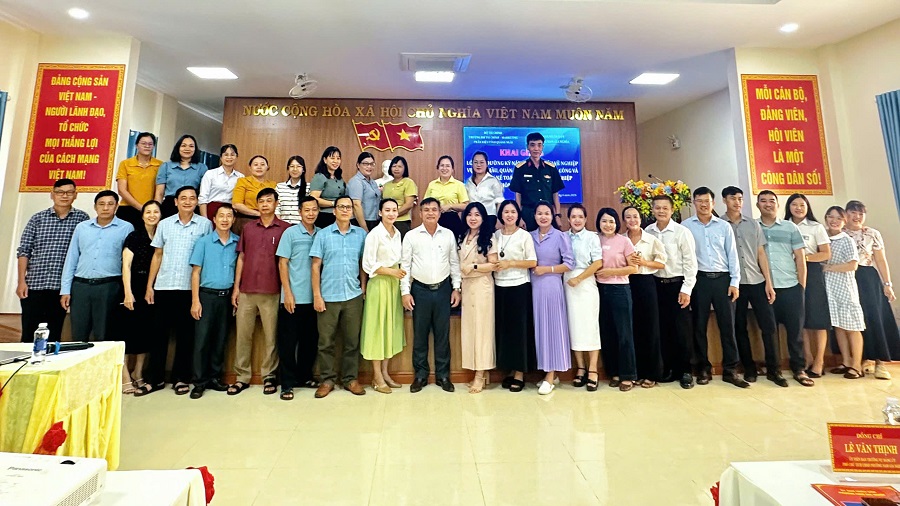Khai giảng lớp bồi dưỡng về đấu thầu, tài sản công và kế toán hành chính sự nghiệp
